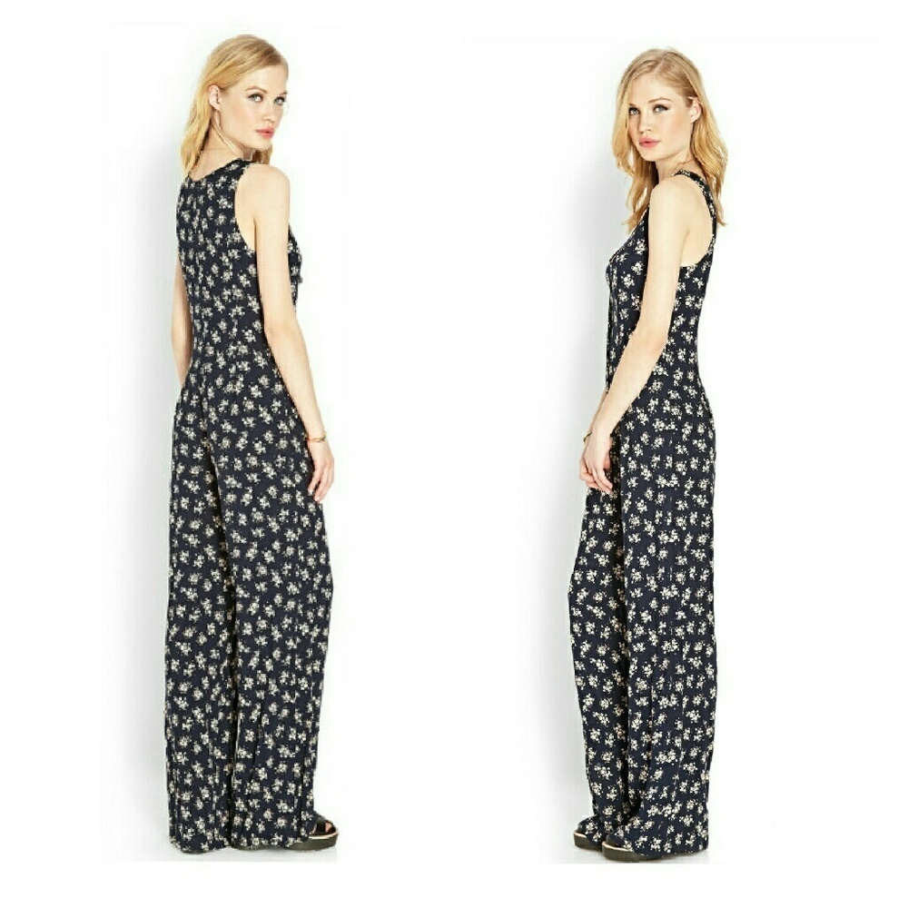 Button Front Floral Jumpsuit - Picture 2 of 2